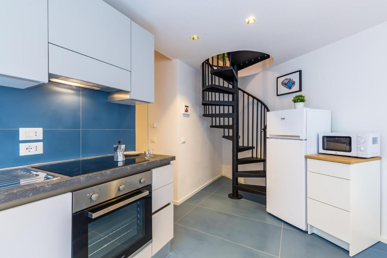Art Apartment At Sanita By Wonderful Italy Napoli Bagian luar foto